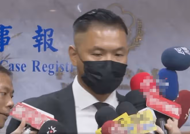 陳建州現身了!一身西裝抵達檢察院,聲稱:用法律捍衛清白
