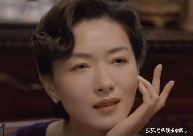 《潛行者》趙權章叛變,方嘉樹行動失敗被捕,蘇雅露獻身擋槍死亡