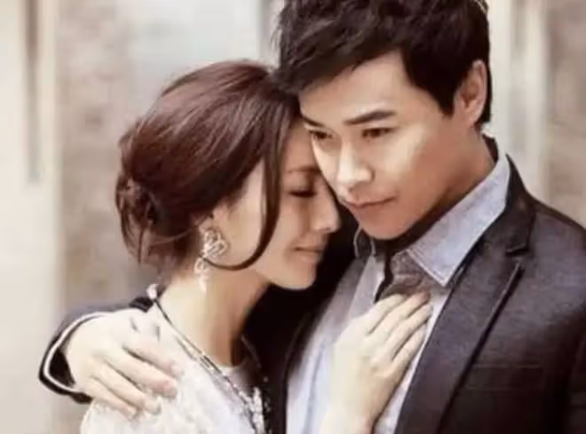 陳思誠看佟麗婭新片首映，被丫丫演技感動流淚，當面提兒子好溫馨