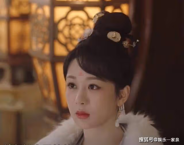 《長相思》結局:小夭生下相柳遺腹子,與塗山璟大婚,瑲玹獨守王座