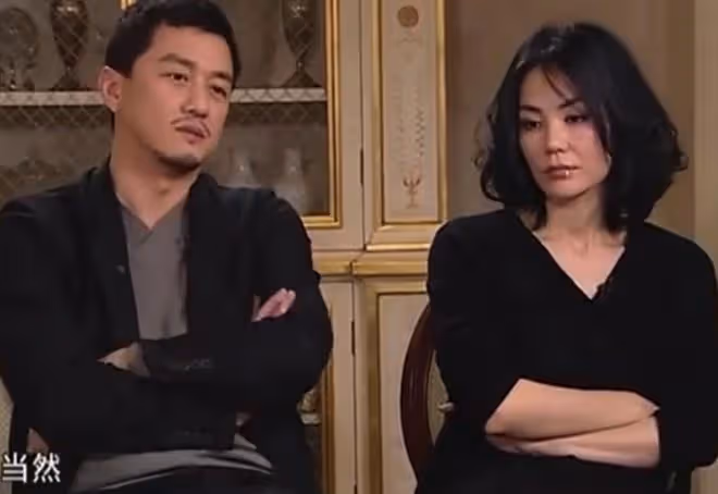 毀三觀！曝李亞鵬利用李嫣向王菲要錢，疑遭對方扇耳光，網友：該