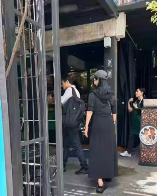 徐冬冬尹子維官宣復合!十指緊扣疑同居,男方曾瘋求復合半年多