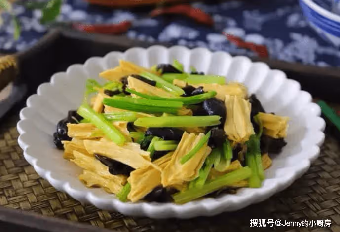 秋天容易上火,多吃這5種蔬菜,滋潤降火防秋燥,清爽度秋