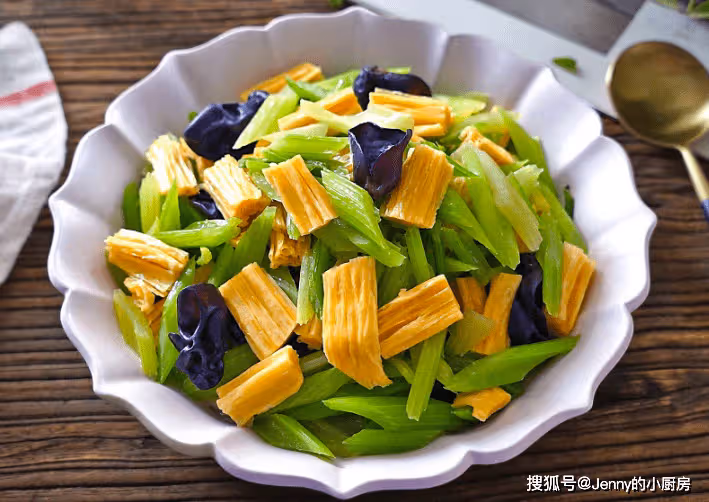 秋天容易上火，多吃這5種蔬菜，滋潤降火防秋燥，清爽度秋