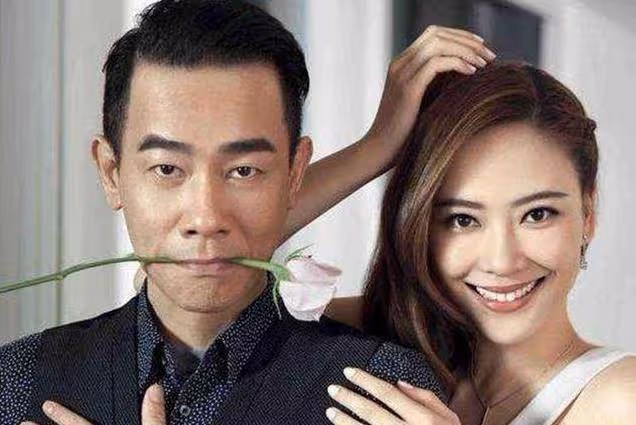 被向太認定的準兒媳,最後嫁給陳小春,如今應采兒被寵成公主