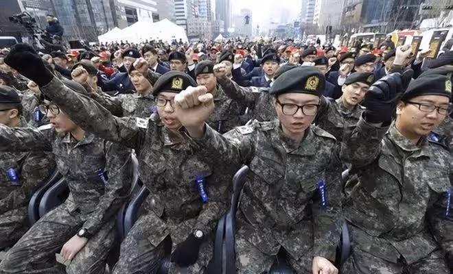 21年，韓國女兵遭上司凌辱，舉報無門後，新婚慘死家中