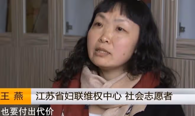 2015年,年輕女孩未婚先孕,15樓扔下新生兒,兇手:她是我的噩夢