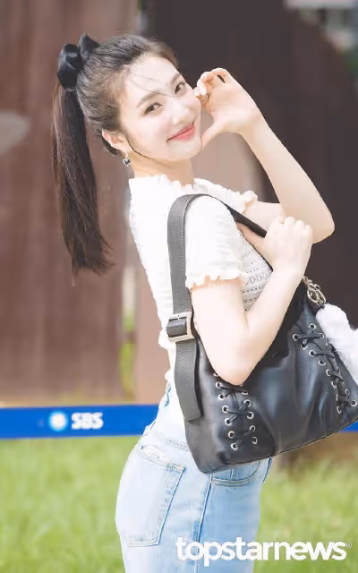 人氣女星被保安大吼，她手足無措感到慌亂，節目後表現讓網友稱讚