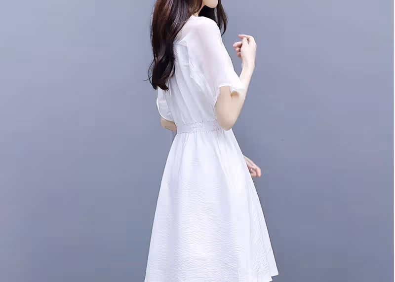 並非所有袖子都是休閒風格,今天看看這件衣服,女神風