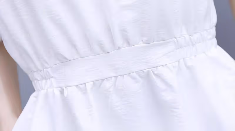 並非所有袖子都是休閒風格,今天看看這件衣服,女神風