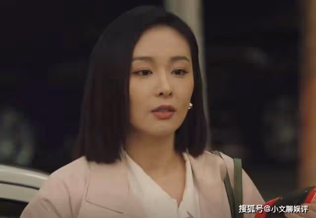 《一路朝陽》王陽李蘭迪辦公室擁吻，被高葉撞破太尷尬，王菊沒眼看