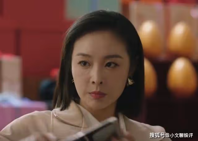 《一路朝陽》王陽李蘭迪辦公室擁吻，被高葉撞破太尷尬，王菊沒眼看