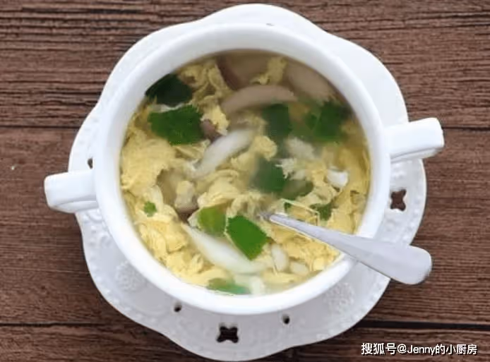 「秋天吃藥一籮筐，不如多喝一碗湯」，入秋常喝這5碗湯，身體好