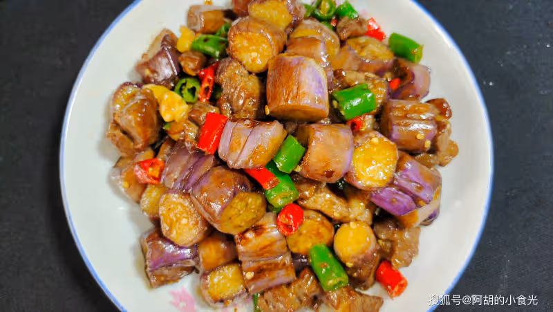 茄子跟它完美一對,會吃的人不多!端上初秋餐桌,嘗鮮解饞,又是一道秋補硬菜