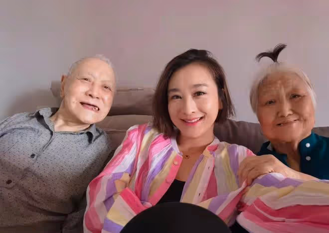 38歲收視女王飽受病痛折磨,一度無法入睡無法行走,首回應耍大牌