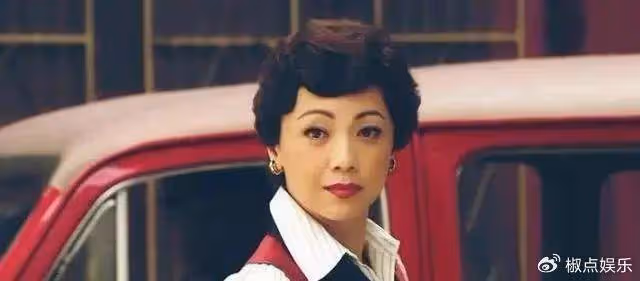 當過第三者,卻沒人討厭她,今57歲依然單身,活成女人最美的樣子