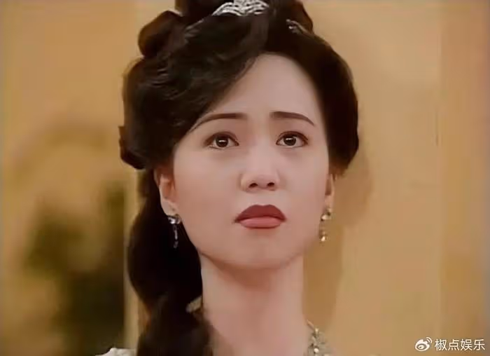 當過第三者,卻沒人討厭她,今57歲依然單身,活成女人最美的樣子