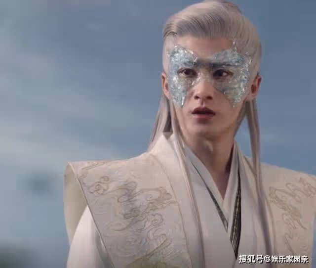 《長相思》相柳死前見瑲玹最後一面，說出和小夭秘密，安然赴死