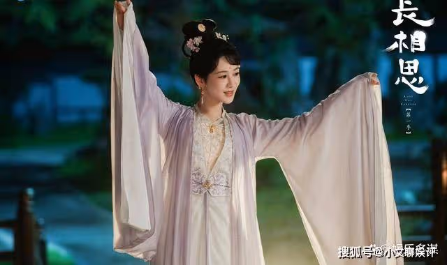 《長相思》番外小夭懷孕撿到相柳,塗山璟一人養活全家,瑲玹都傻了