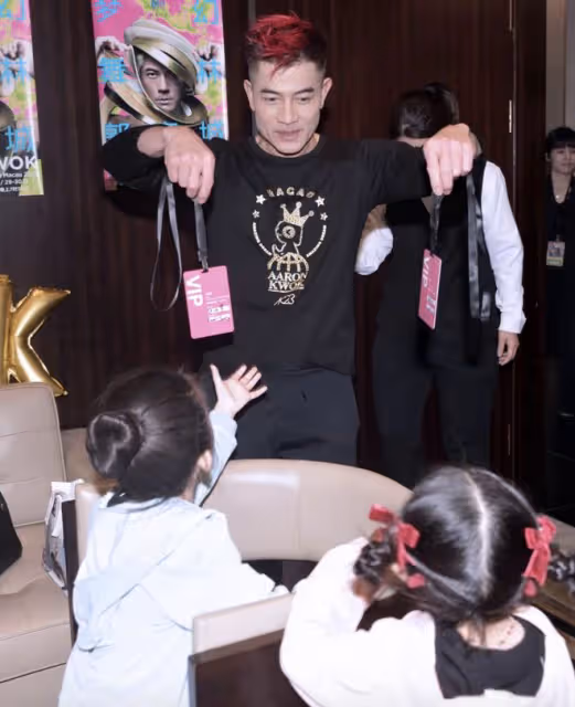 郭富城陪老婆回娘家,卻住方媛買的偏遠小公寓,精打細算再遭調侃