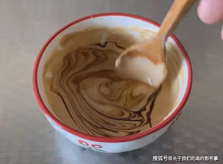 街邊的涼拌面為啥好吃?秘訣就是料汁,大廚免費分享,拌啥都好吃