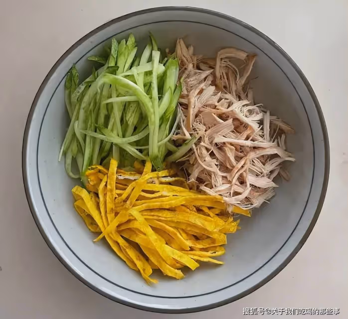 街邊的涼拌面為啥好吃?秘訣就是料汁,大廚免費分享,拌啥都好吃