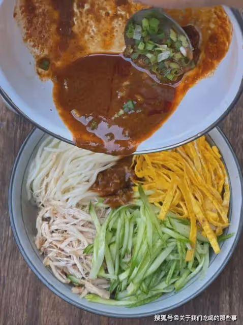 街邊的涼拌面為啥好吃?秘訣就是料汁,大廚免費分享,拌啥都好吃