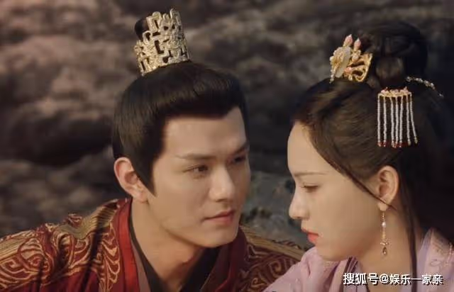 《長相思》點映結局:塗山璟一夜白頭,驅使傀儡與意映成親,小夭怒嫁豐隆