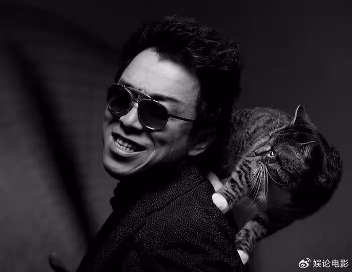 黃渤主演三部電影暑期檔爭票房，《學爸》表演抓狂，超接地氣