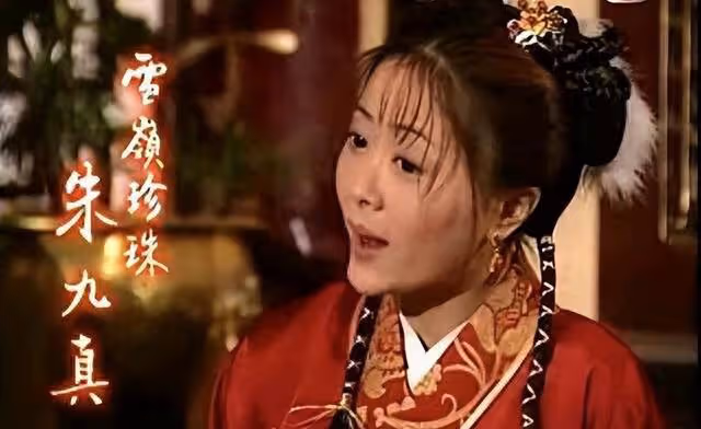 TVB前女星近況曝光!與家人聚餐鮮肉弟弟罕見出鏡,被贊星味足