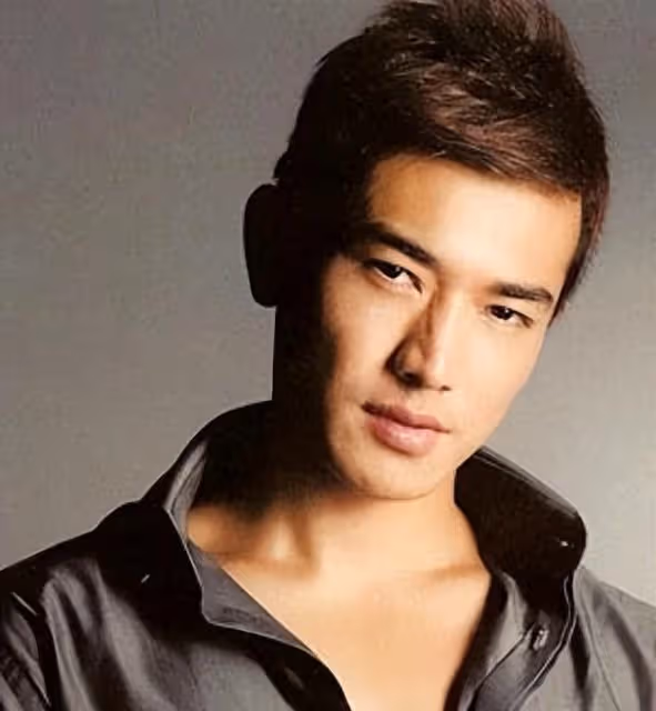 突然宣布離巢,TVB知名男星效力18年,長相帥氣卻不被力捧