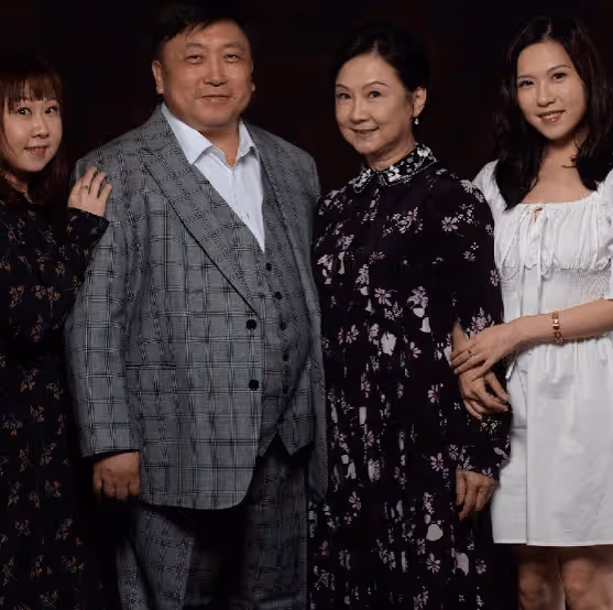 33歲TVB女星宣布離巢！爸爸雖是名導仍不受力捧！