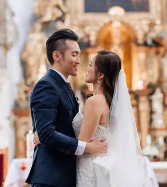 新鮮!TVB前主播歐洲大搞新式婚禮,只邀2位賓客出席連父母都不請