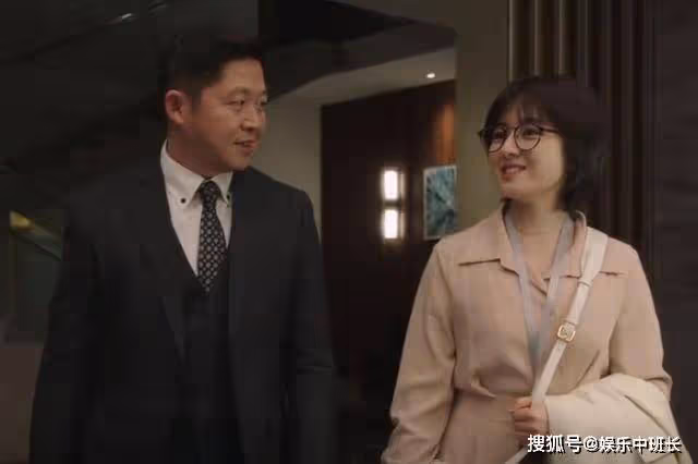 《一路朝陽》李慕嘉為愛當三,與黎光辦公室親吻,被吳劍秋髮現