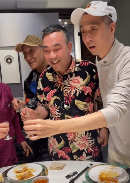 楊議開門受徒引爭議!師娘缺席、海青身份尷尬,91歲楊少華樂呵呵