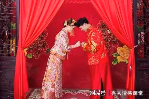 故事：「你媽住別墅讓我媽睡車庫？離婚」妻子爽快答應，男人慌了