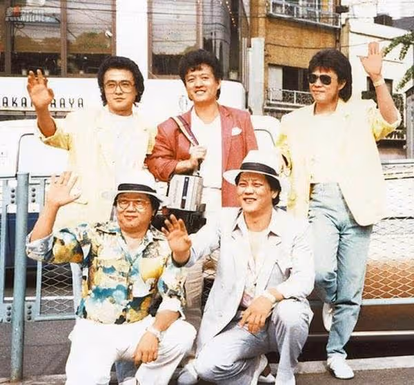 黃金五寶剩三人!張菲憶「他才是真正的大哥」合照必站中間 積極抗病3年「苦撐等服刑兒」父子最後一面好鼻酸