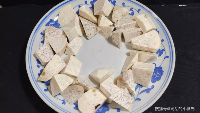 南瓜蘿蔔靠邊,入秋這「秋補一寶」要吃!好消化、好實惠,配排骨一蒸全面滋補