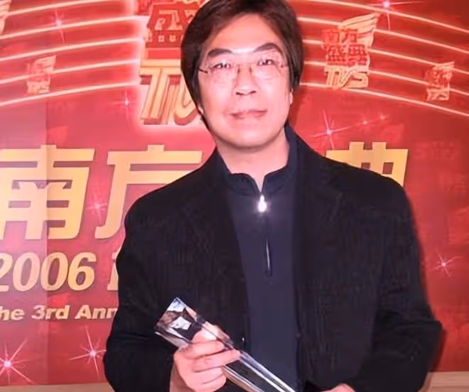 63歲知名監製養老院去世,時隔近2個月才辦喪禮,中風後生活拮据