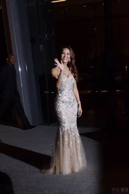 人血饅頭!王澤鵬發詳細聲明還原事件原委,李玟稱被導演故意針對
