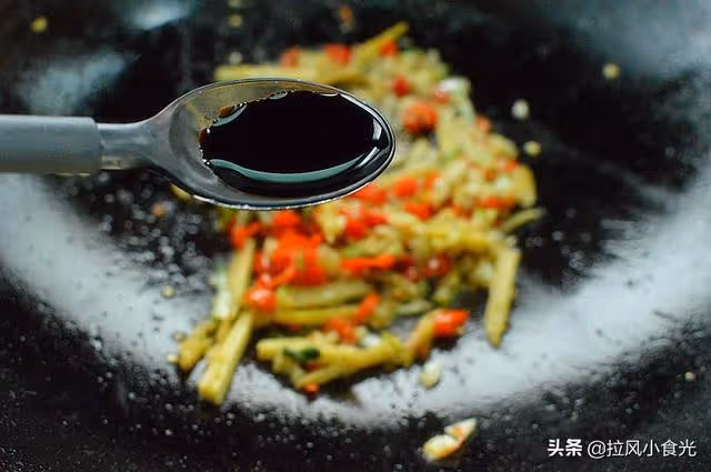 教你腌黃瓜的正確做法,大廚分享的配方,看著都流口水,特開胃!