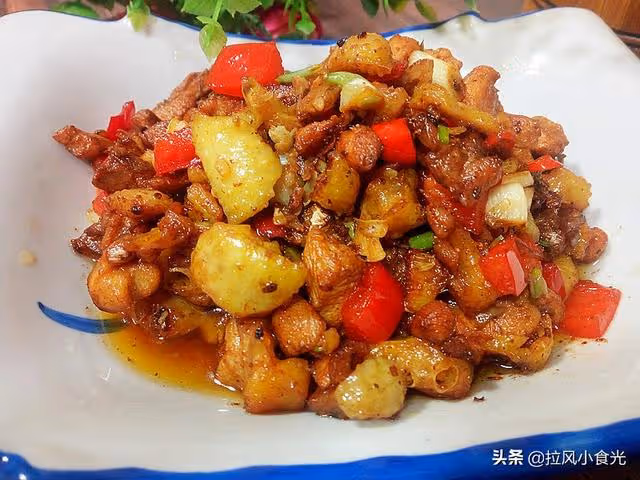 雞丁這麼炒,簡單快手,香辣下飯,我家三天兩頭做著吃