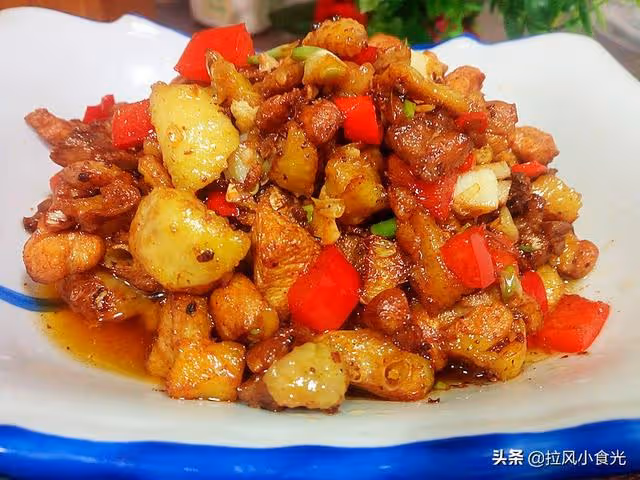 雞丁這麼炒,簡單快手,香辣下飯,我家三天兩頭做著吃
