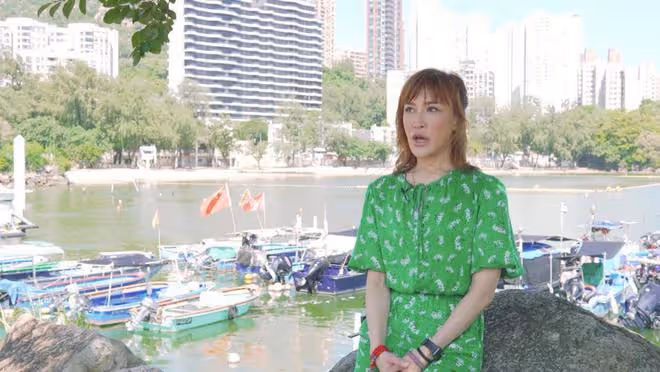 李玟二姐將再次登台獻唱悼念妹妹,圍觀群眾被她感動到落淚