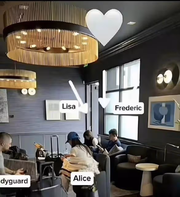 戀情實錘？Lisa和世界首富公子貼身露面，曾穿比基尼疑與男方同游