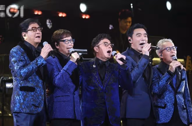 72歲譚詠麟健康頻出問題引擔憂!手腕受傷打石膏,此前還暴瘦14斤