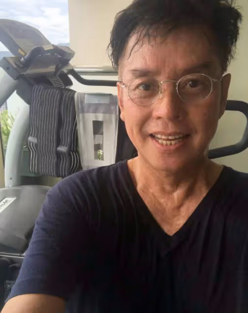 72歲譚詠麟健康頻出問題引擔憂!手腕受傷打石膏,此前還暴瘦14斤