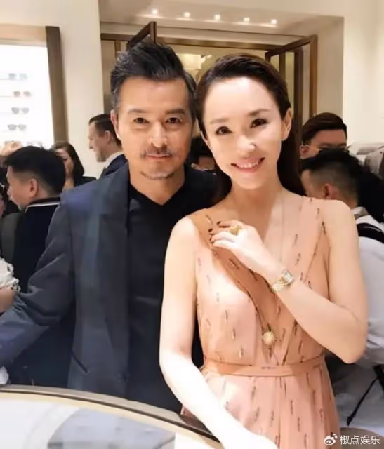 范文芳:被富二代拋棄,男友入獄不離不棄,結婚14年把老公熬成爹