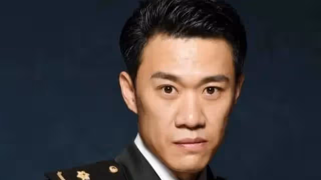 他演技好，有孝心，出道21年憑《人世間》爆火，原來親姑是著名影后