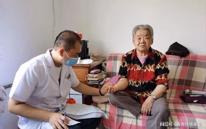 故事:「3家輪流伺候媽!」爸爸宣布決定後,媽笑了,奶奶卻哭了